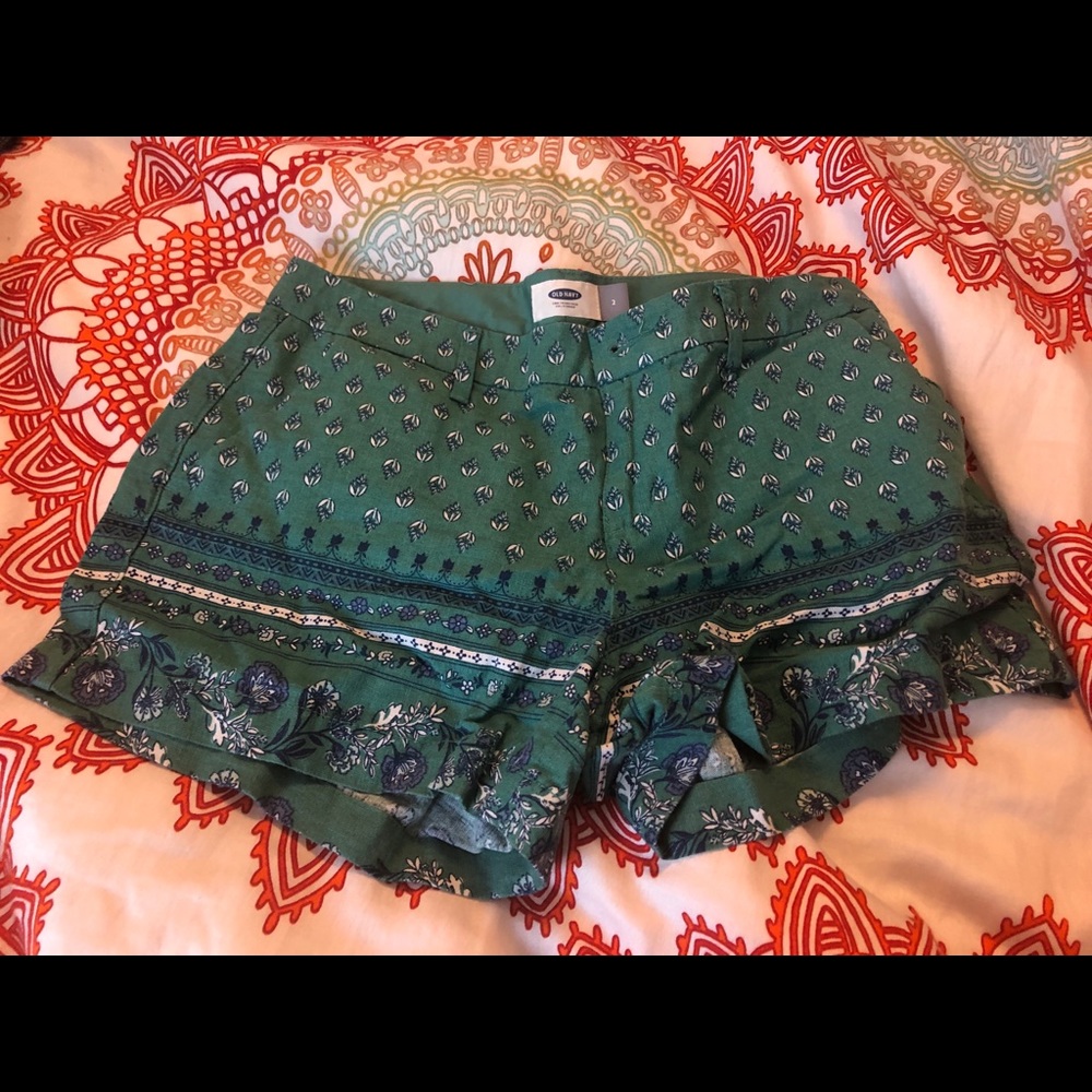 Old Navy shorts!